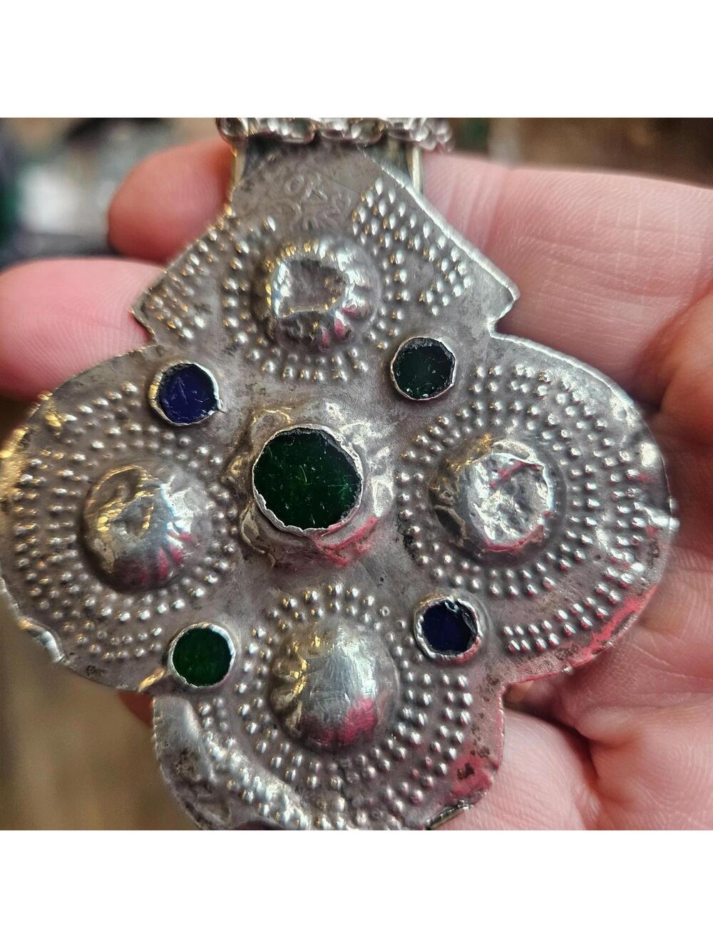 Vintage Art to Wear Hammered Boho Necklace w/Green & Blue Glass stones Pendant
